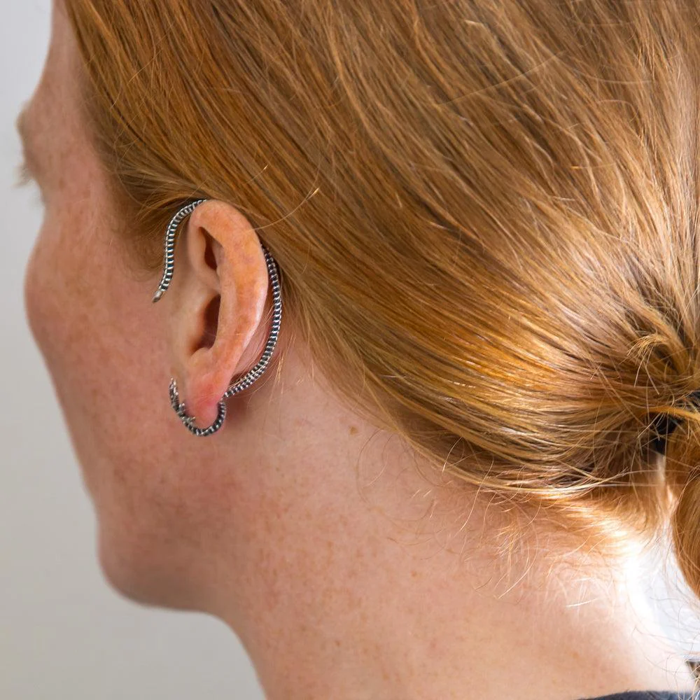 Alien X RockLove ALIEN Facehugger Ear Cuff - Image 3