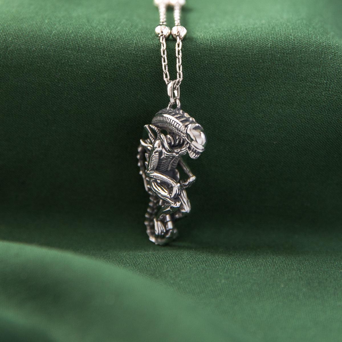 Alien X RockLove ALIEN Xenomorph Pendant - Image 5