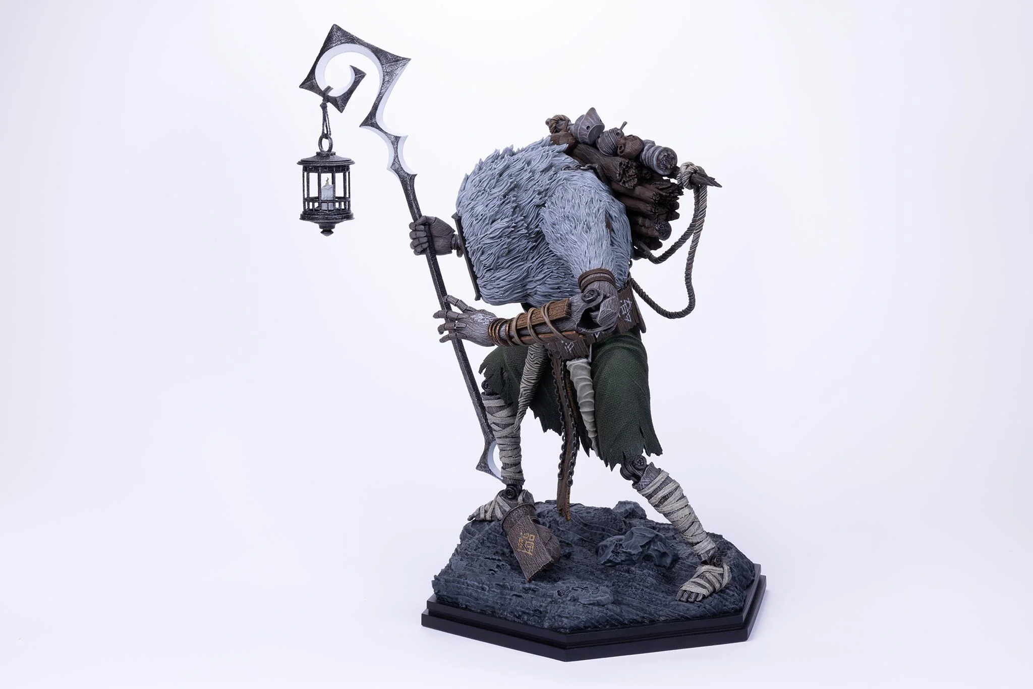 Clair Obscur: Expedition 33 - Monoco 1-6 Scale Special Edition - Statue - Image 11