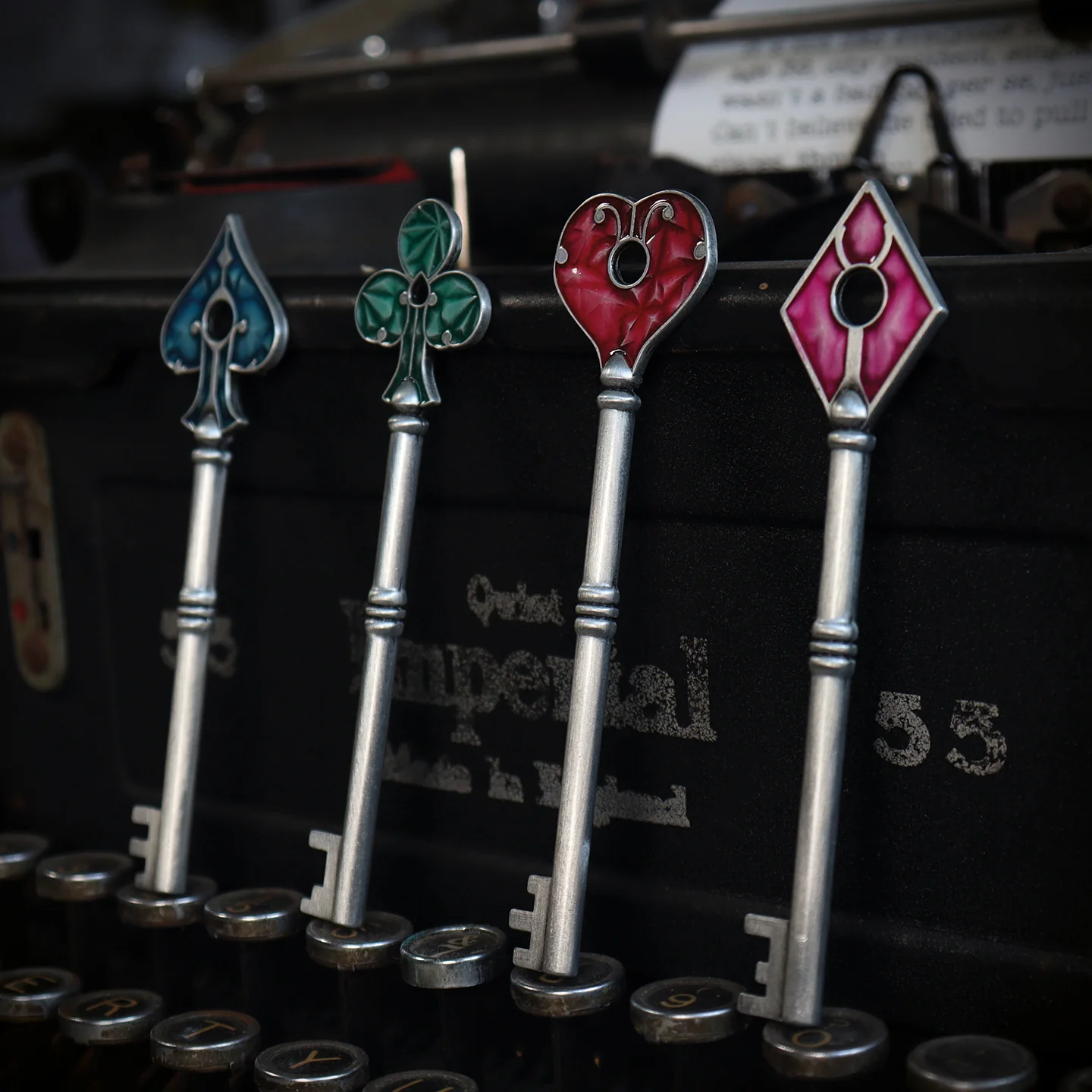Resident Evil 2 - Set of Card Suit Keys - US Variant - Image 5
