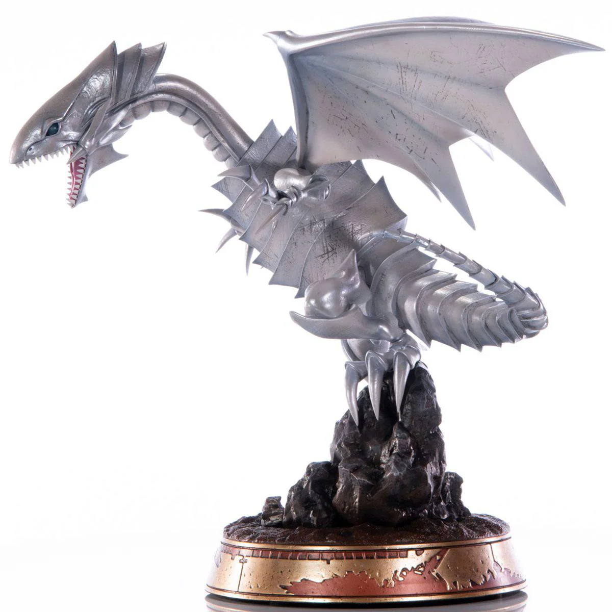 Yu-Gi-Oh! - Blue-Eyes White Dragon White Variant - Statue - Image 4